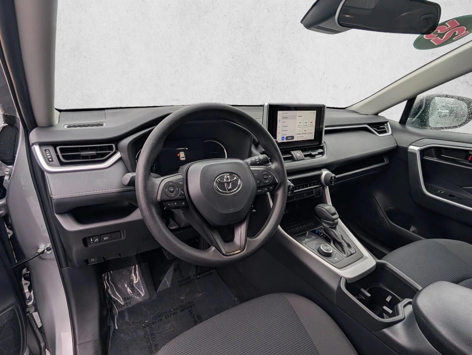 Thumbnail: 2025 Toyota RAV4 - 3