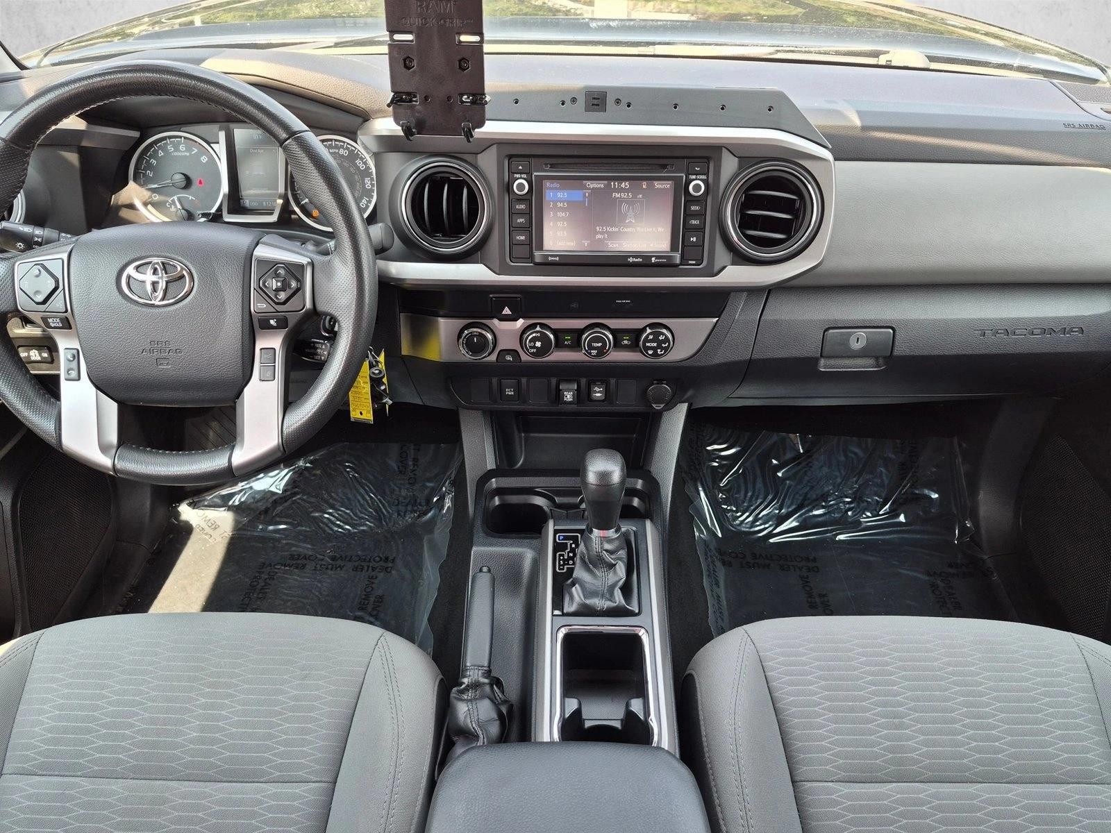 Thumbnail: 2019 Toyota Tacoma - 3