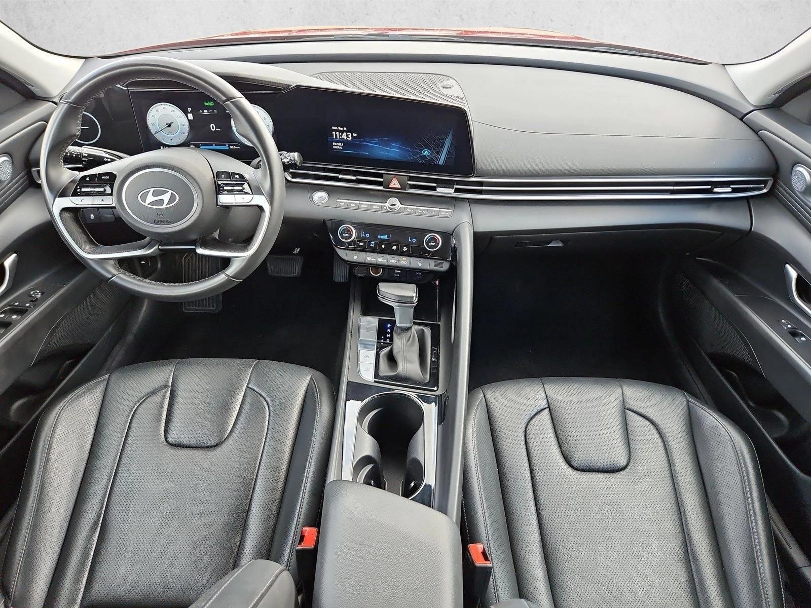 Thumbnail: 2025 Hyundai Elantra - 3