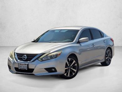 2016 Nissan Altima SR -
                  Valencia, CA