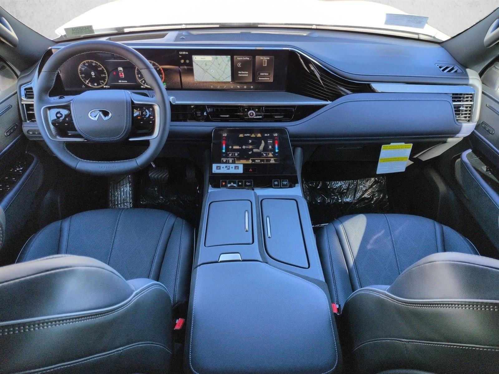 Thumbnail: 2026 INFINITI QX80 - 4