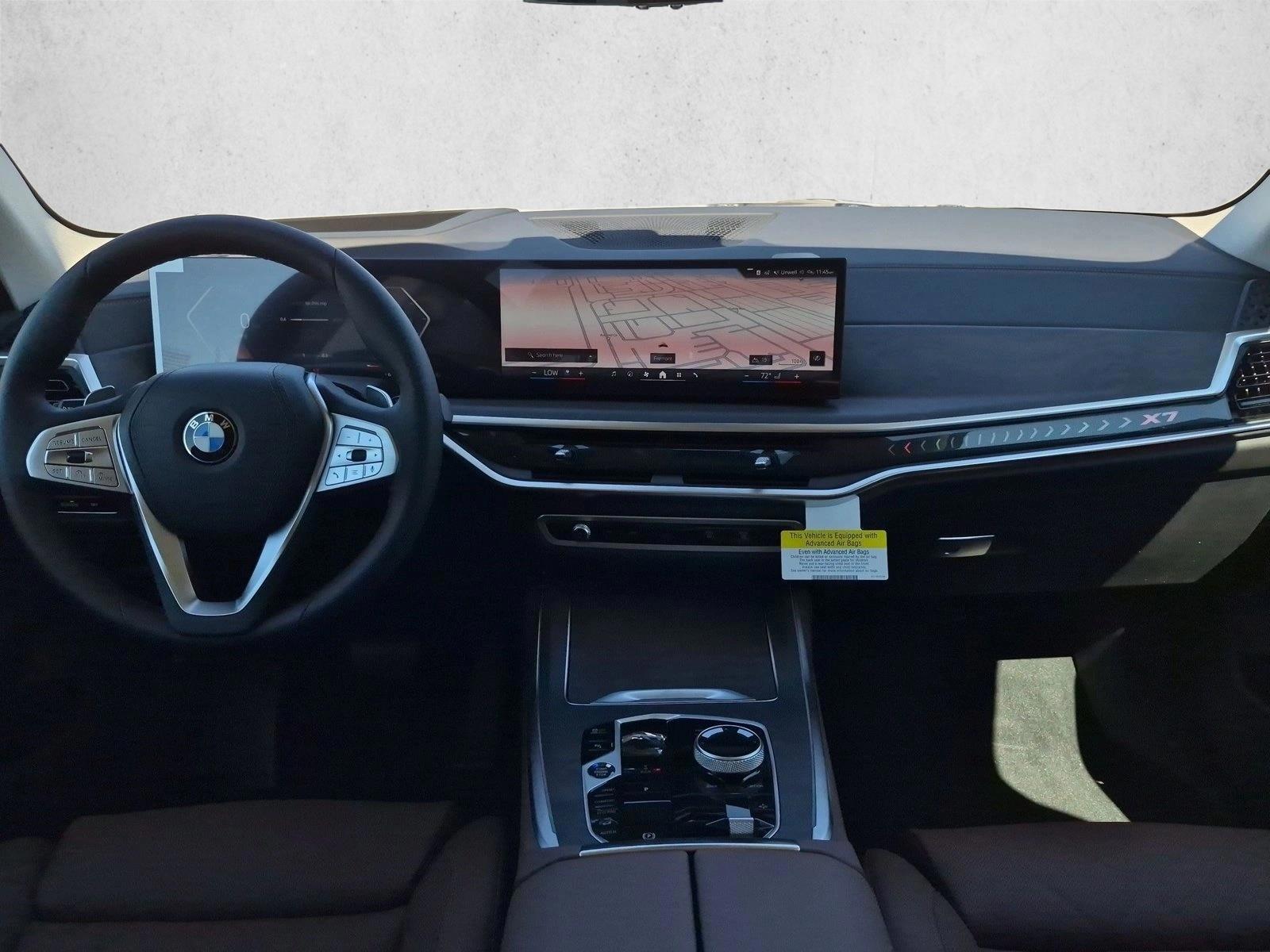 Thumbnail: 2027 BMW X7 - 3