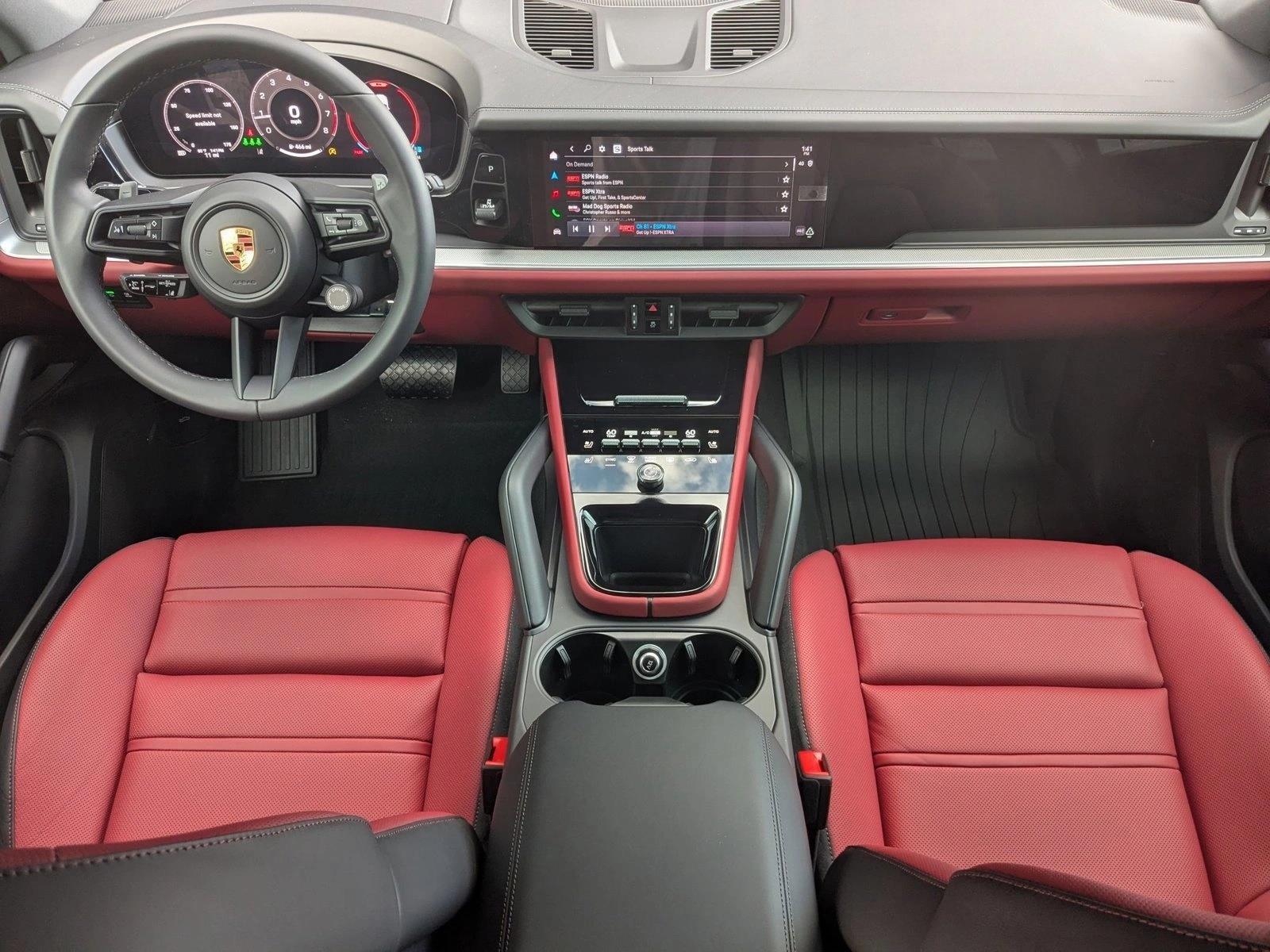 Thumbnail: 2026 Porsche Cayenne - 4