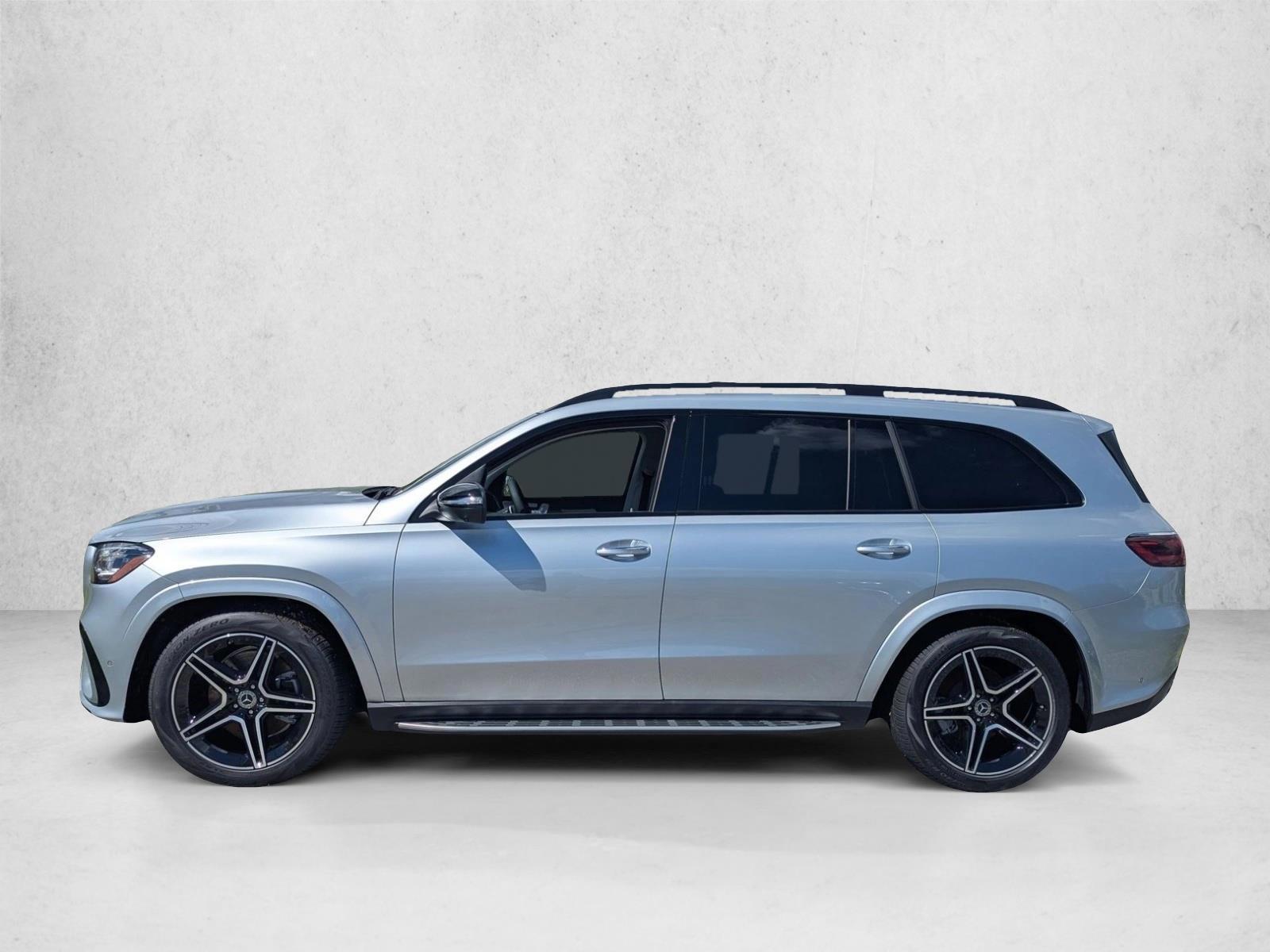Thumbnail: 2026 Mercedes-Benz GLS - 2