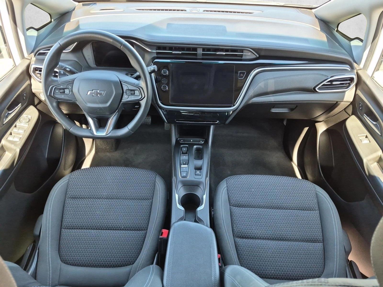 Thumbnail: 2022 Chevrolet Bolt EV - 3