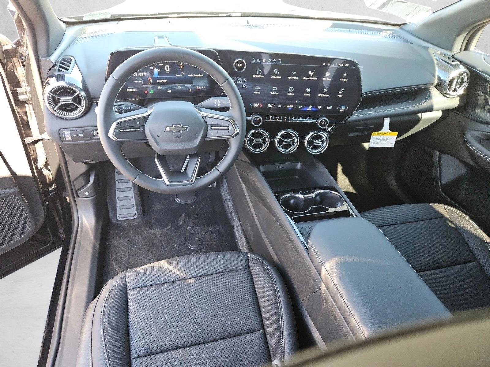 Thumbnail: 2026 Chevrolet Blazer EV - 4