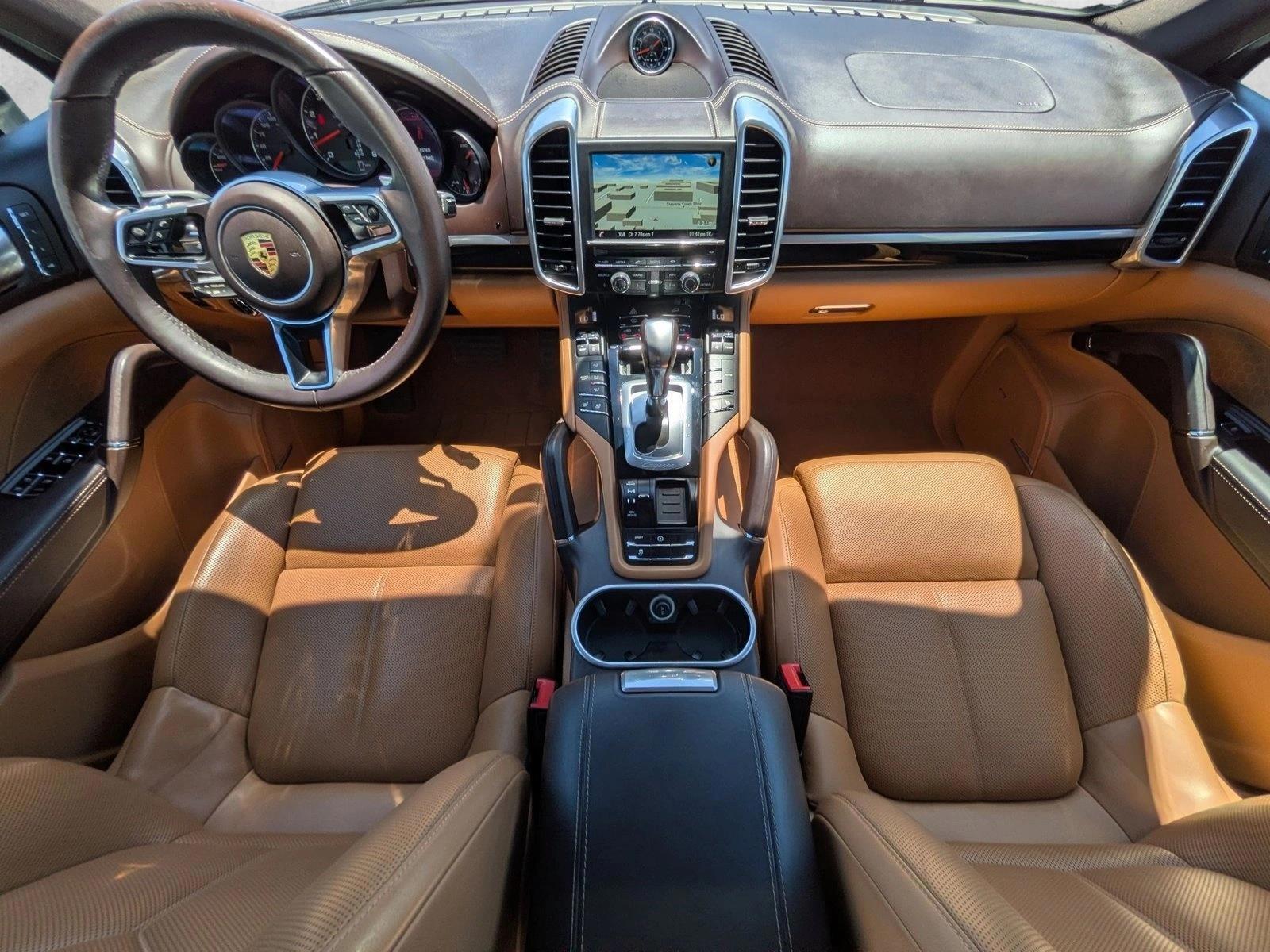 Thumbnail: 2016 Porsche Cayenne - 4