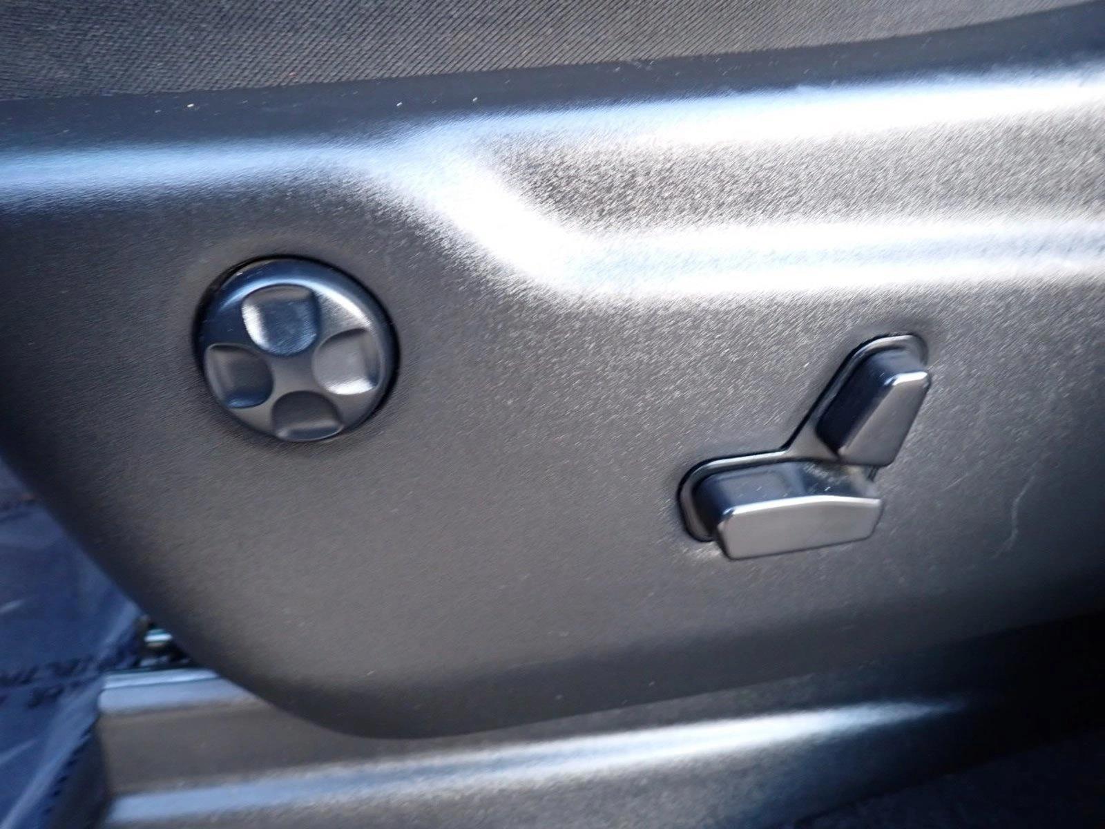 Thumbnail: 2023 Dodge Durango - 3