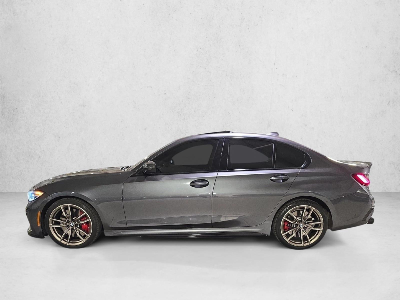 Thumbnail: 2022 BMW 3 Series - 2