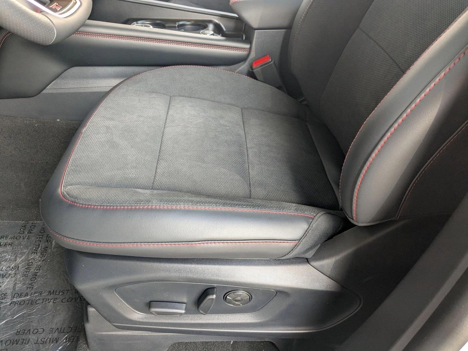 Thumbnail: 2026 Ford Explorer - 5