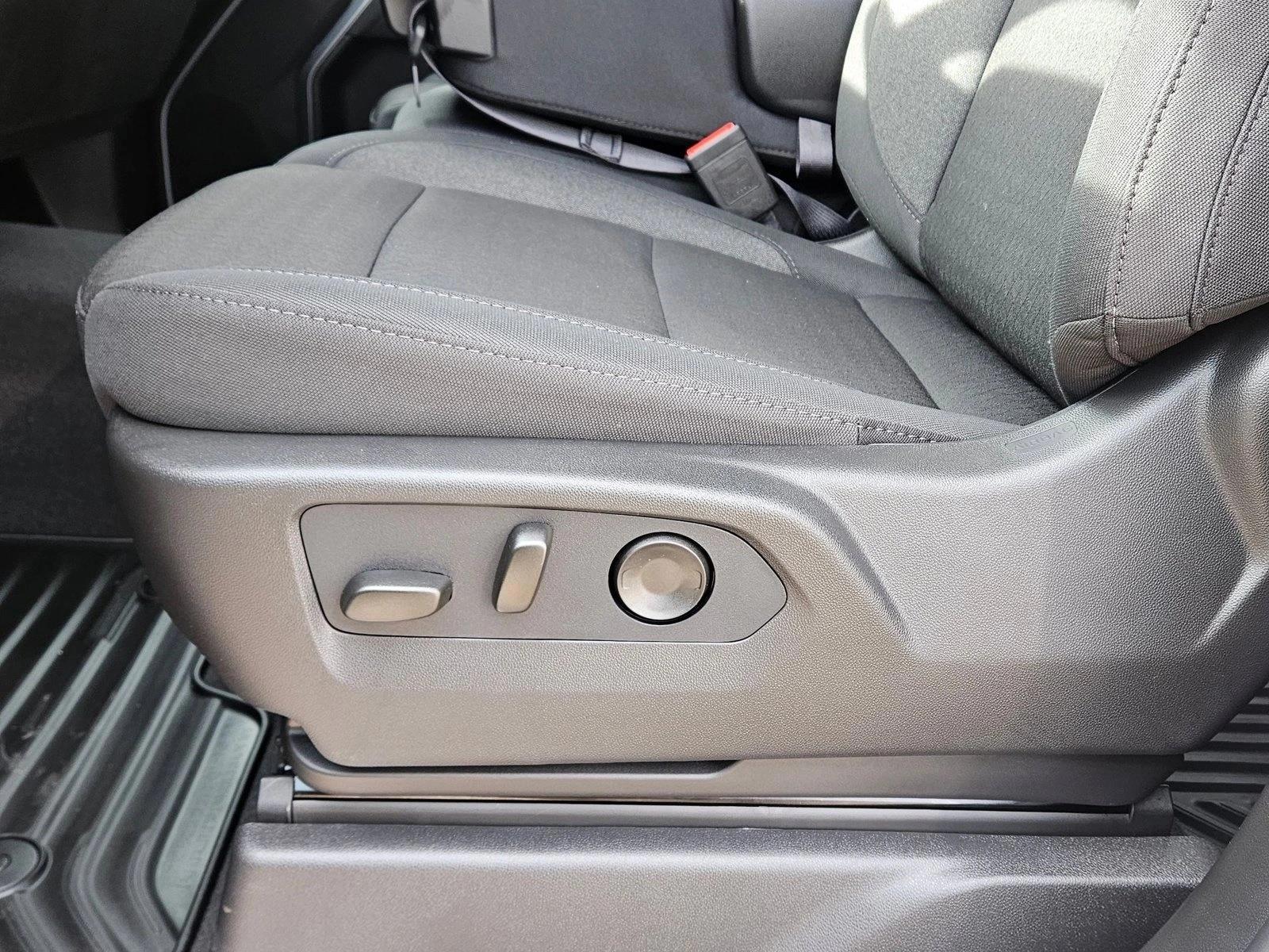 Thumbnail: 2026 Chevrolet Silverado 1500 - 5