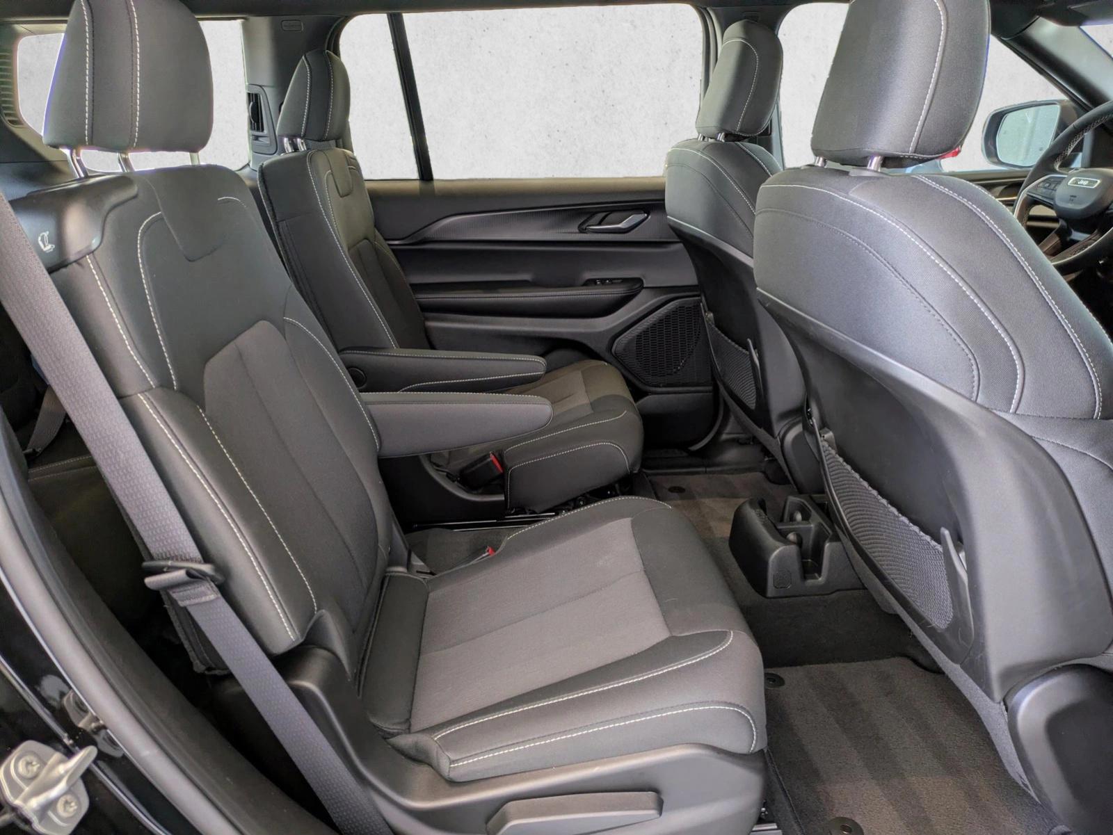 2025 Jeep Grand Cherokee L Laredo - Photo 20