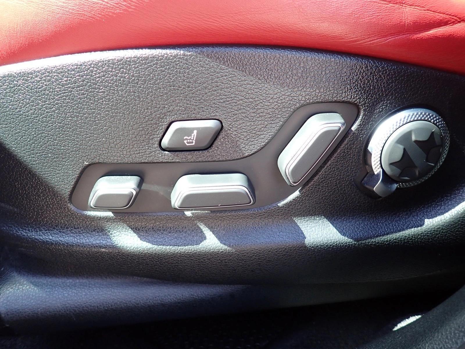 Thumbnail: 2022 Genesis GV70 - 3