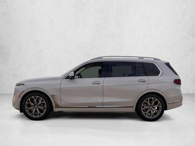 2027 BMW X7