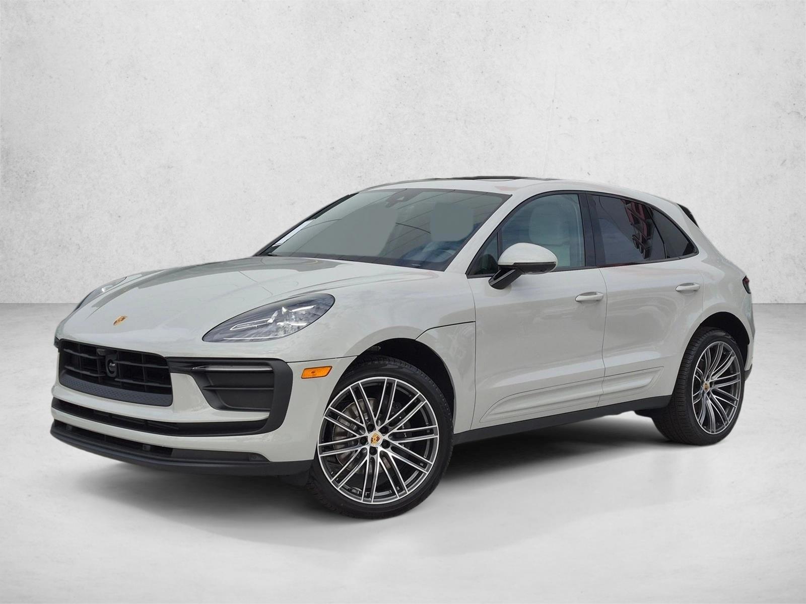 Thumbnail: 2026 Porsche Macan - 1
