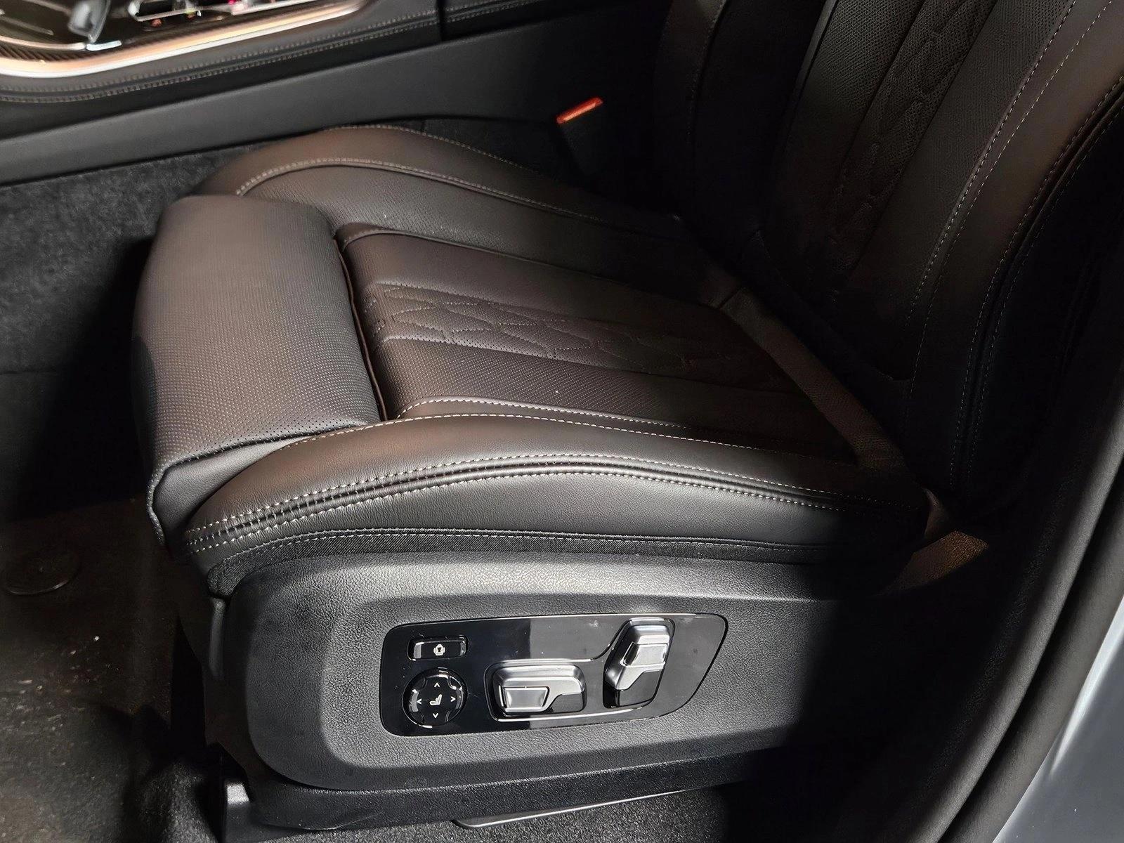 Thumbnail: 2026 BMW X5 - 5