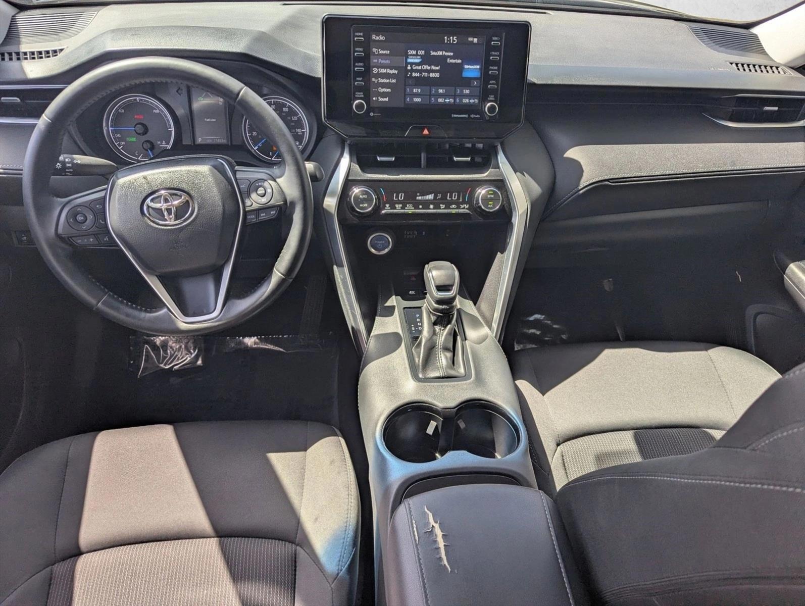 Thumbnail: 2021 Toyota Venza - 3