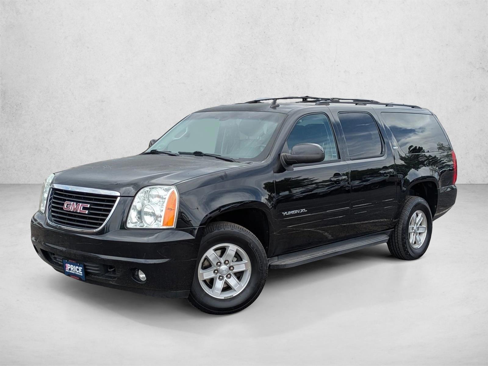 2013 GMC Yukon 4WD 1/2 Ton SLT (4SA)'s photo