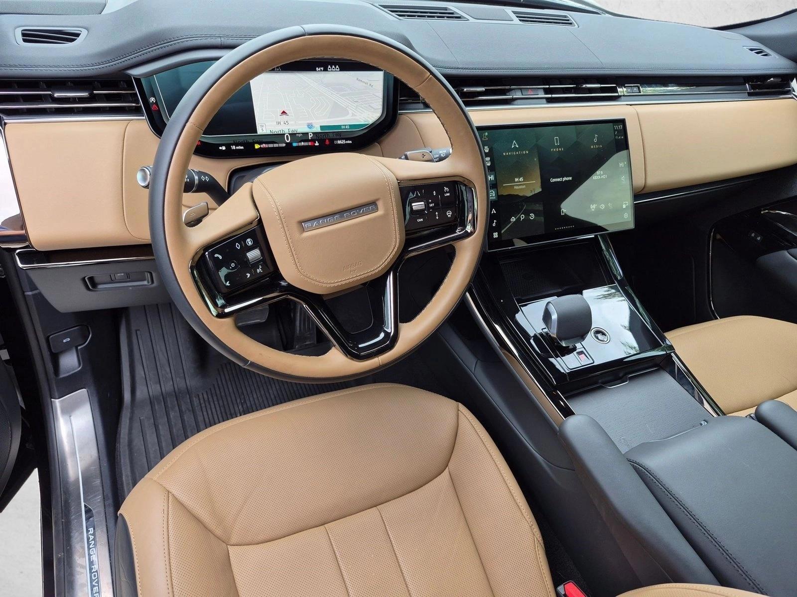 Thumbnail: 2025 Land Rover Range Rover Sport - 3
