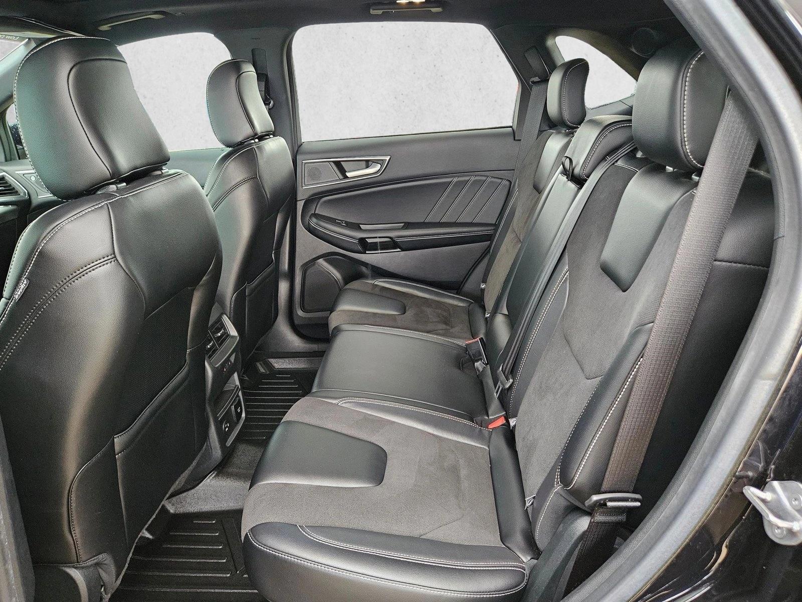 Thumbnail: 2022 Ford Edge - 3