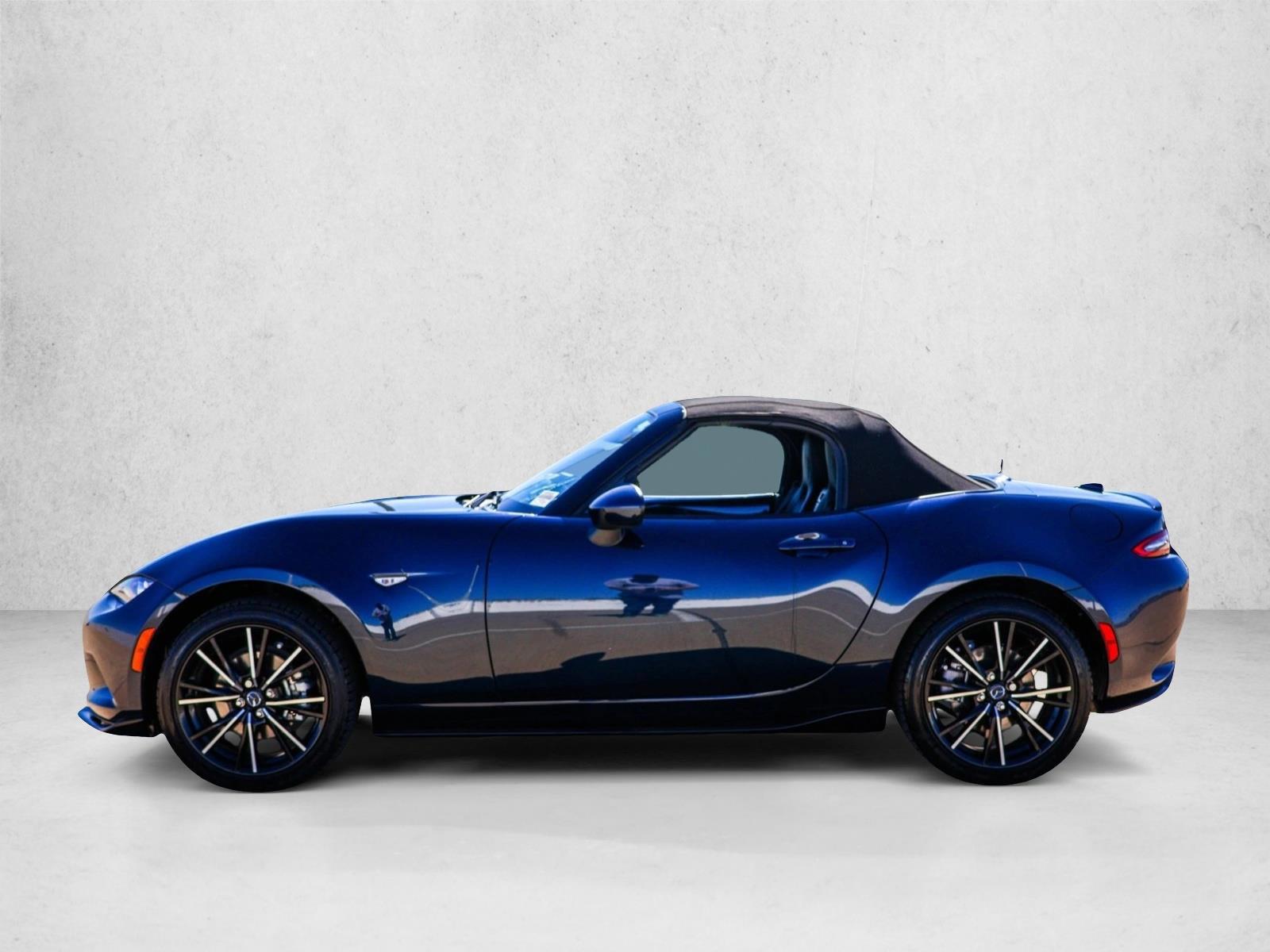 Thumbnail: 2025 Mazda MX-5 Miata - 3