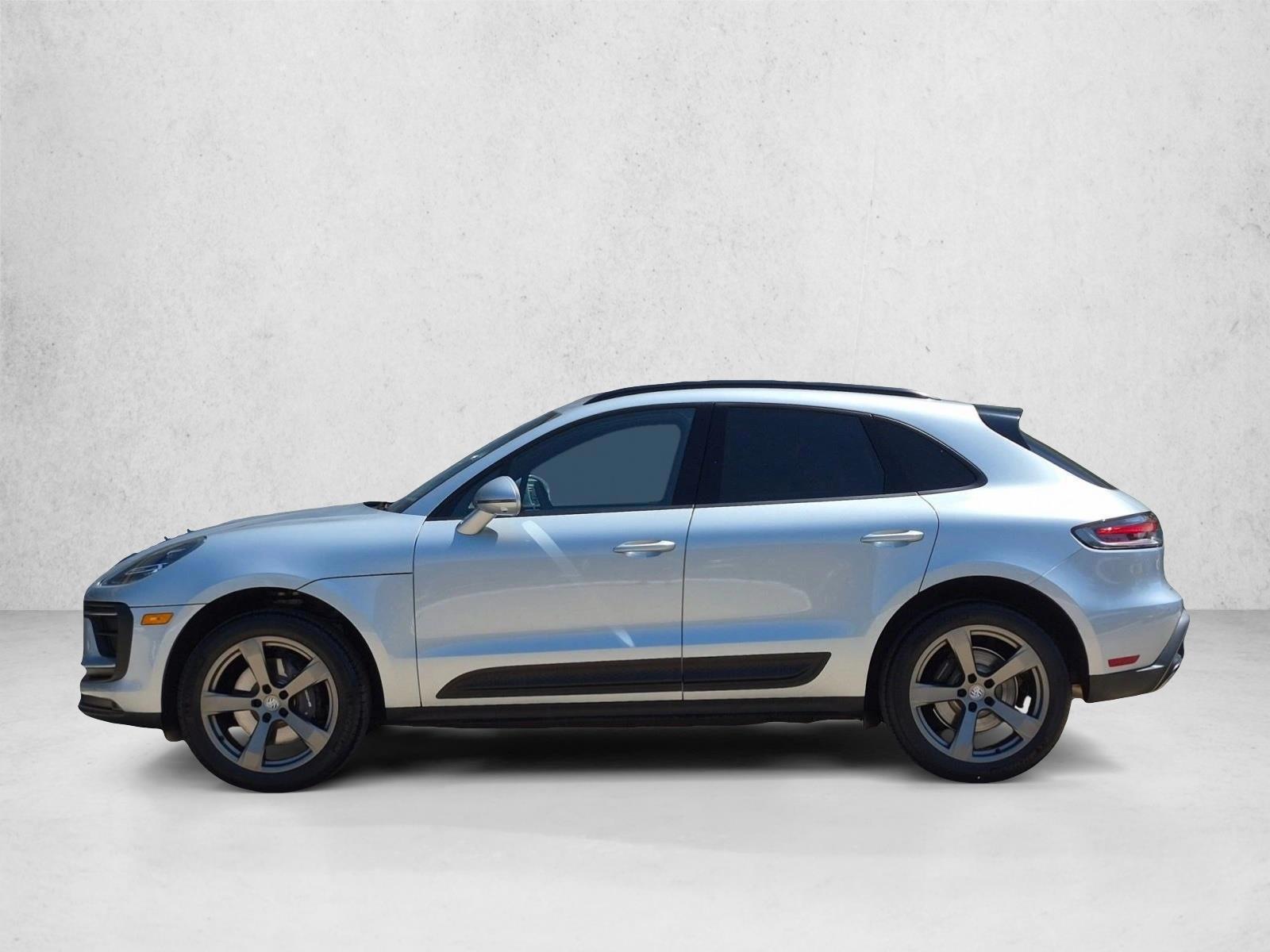 Thumbnail: 2026 Porsche Macan - 2