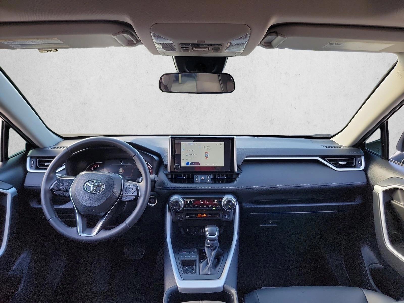 Thumbnail: 2025 Toyota RAV4 - 3