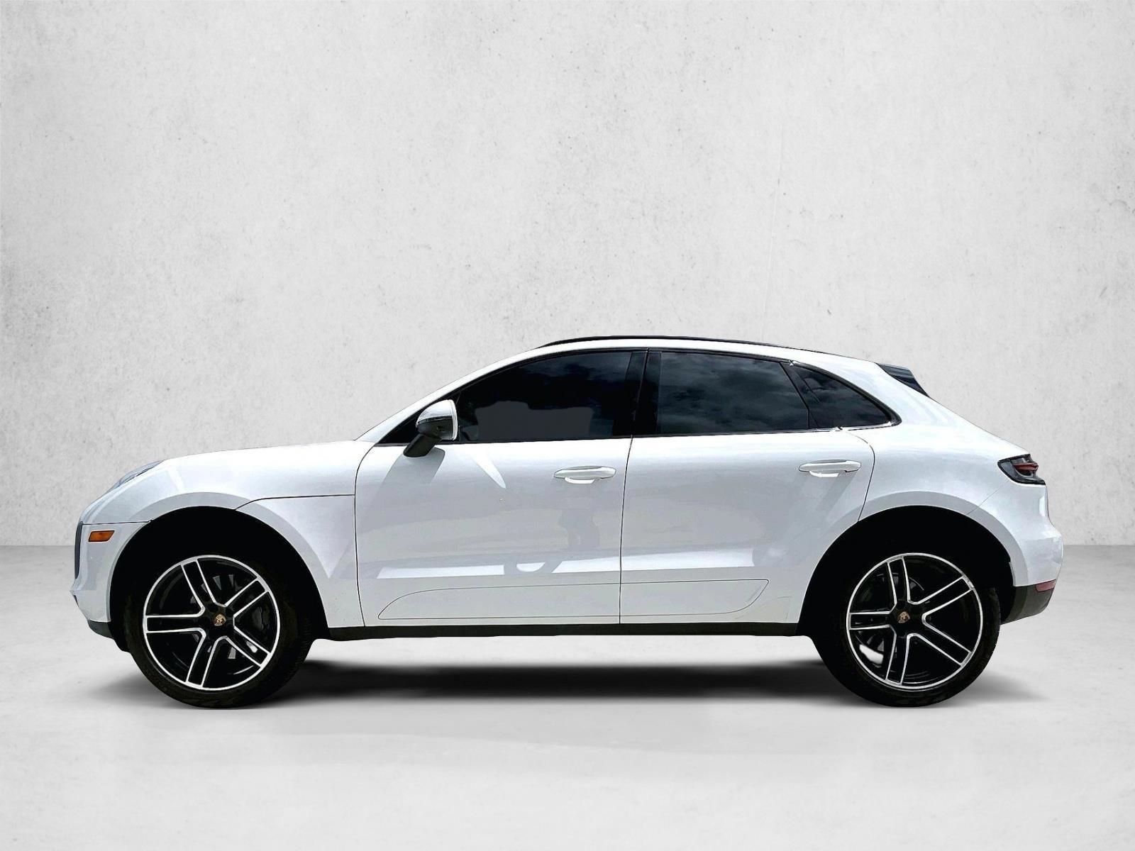 Thumbnail: 2021 Porsche Macan - 2