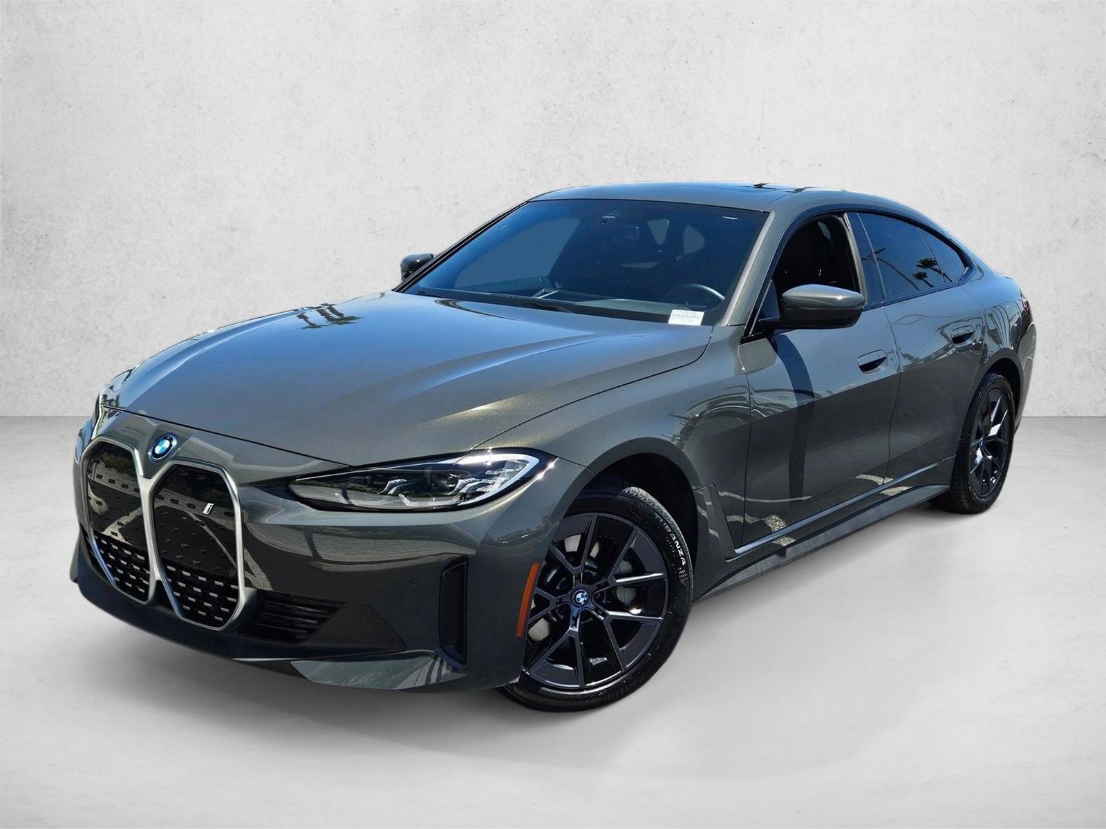 Thumbnail: 2023 BMW i4 - 1