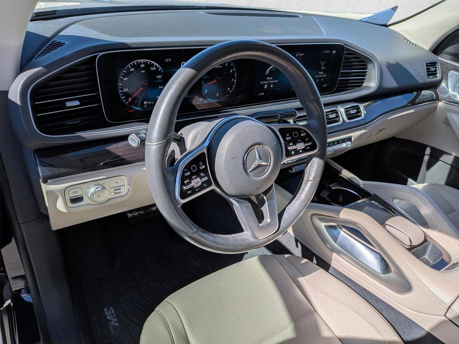 Thumbnail: 2020 Mercedes-Benz GLE - 3