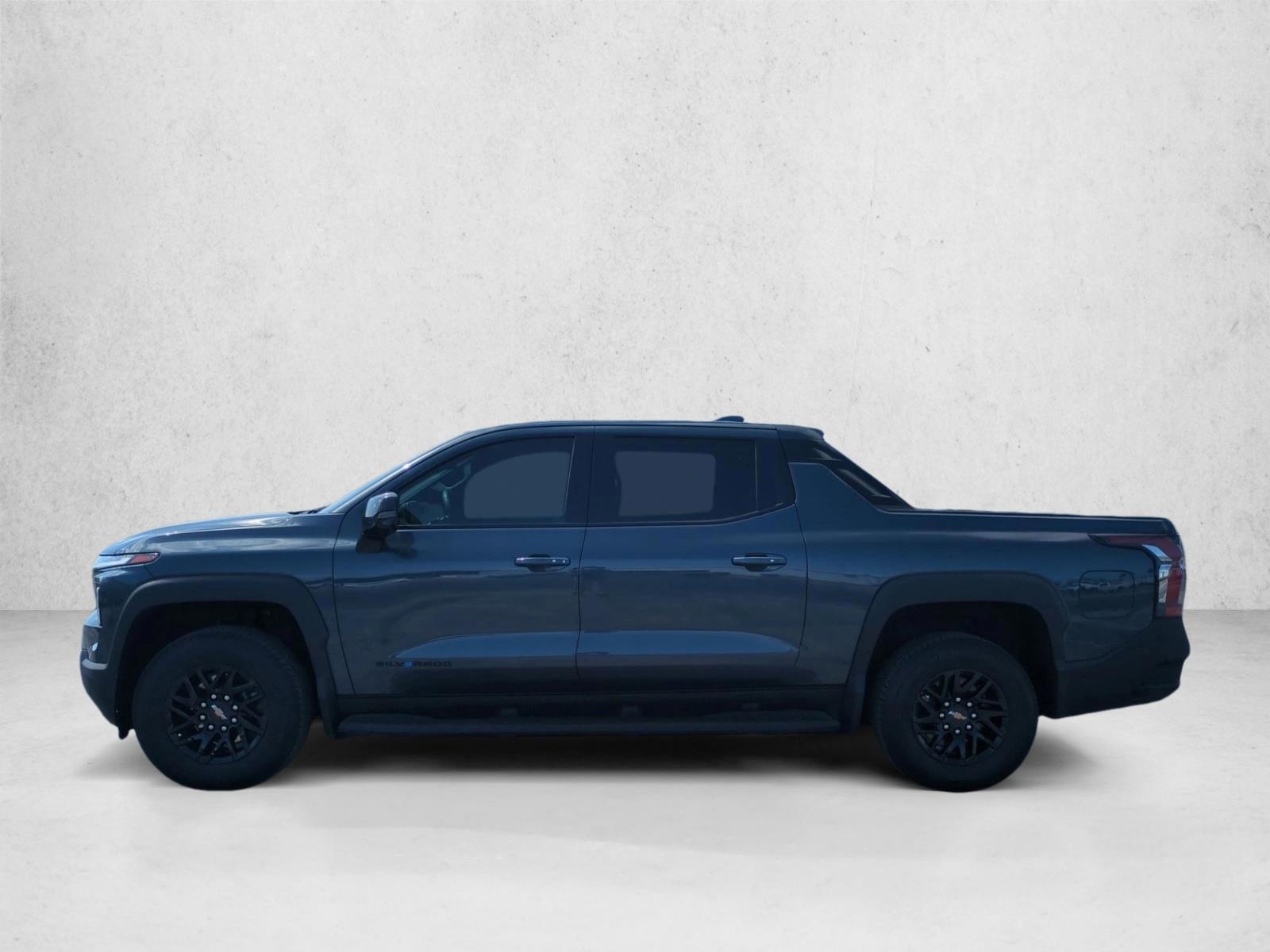 Thumbnail: 2026 Chevrolet Silverado EV - 2