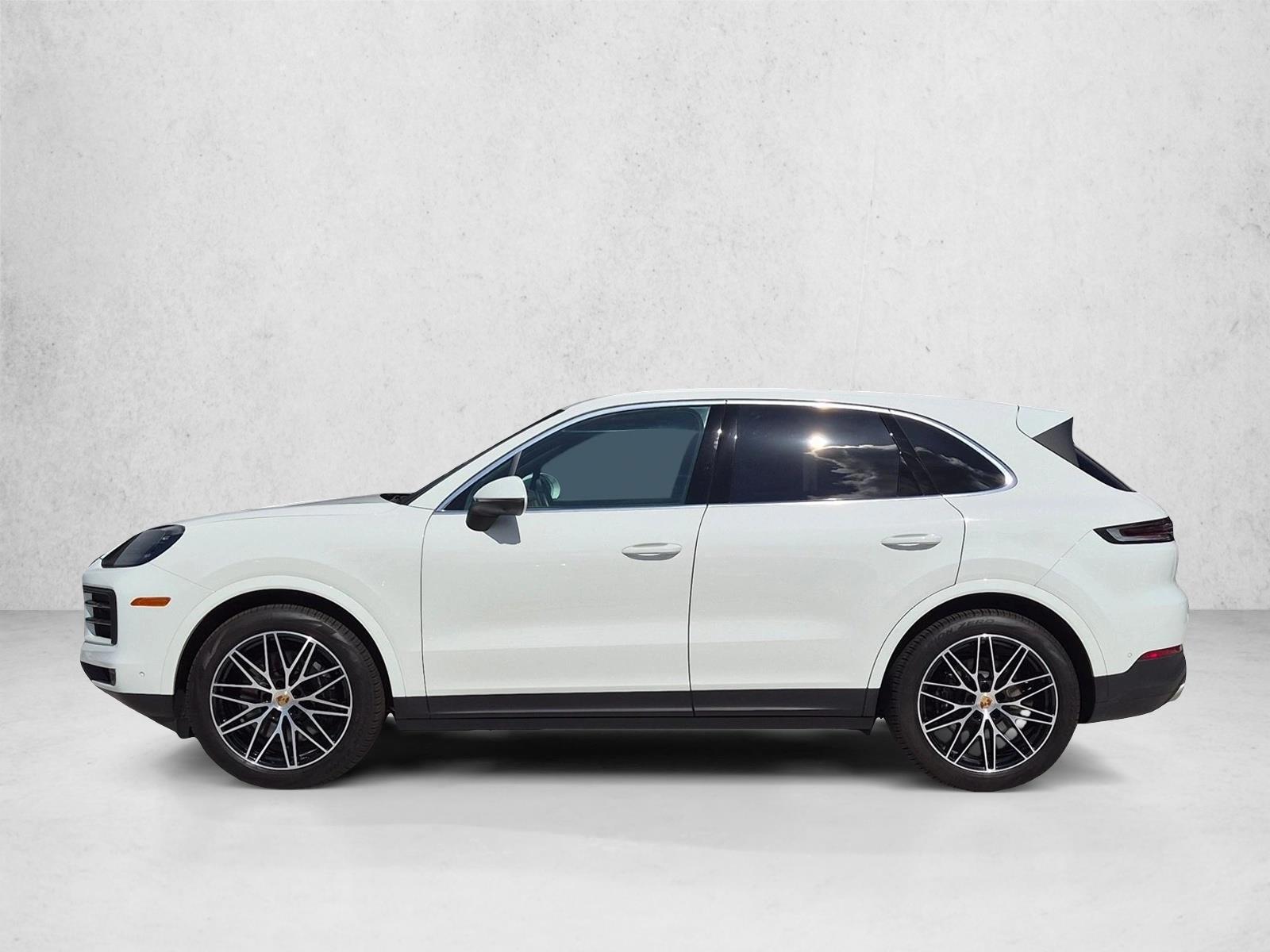 Thumbnail: 2025 Porsche Cayenne - 2
