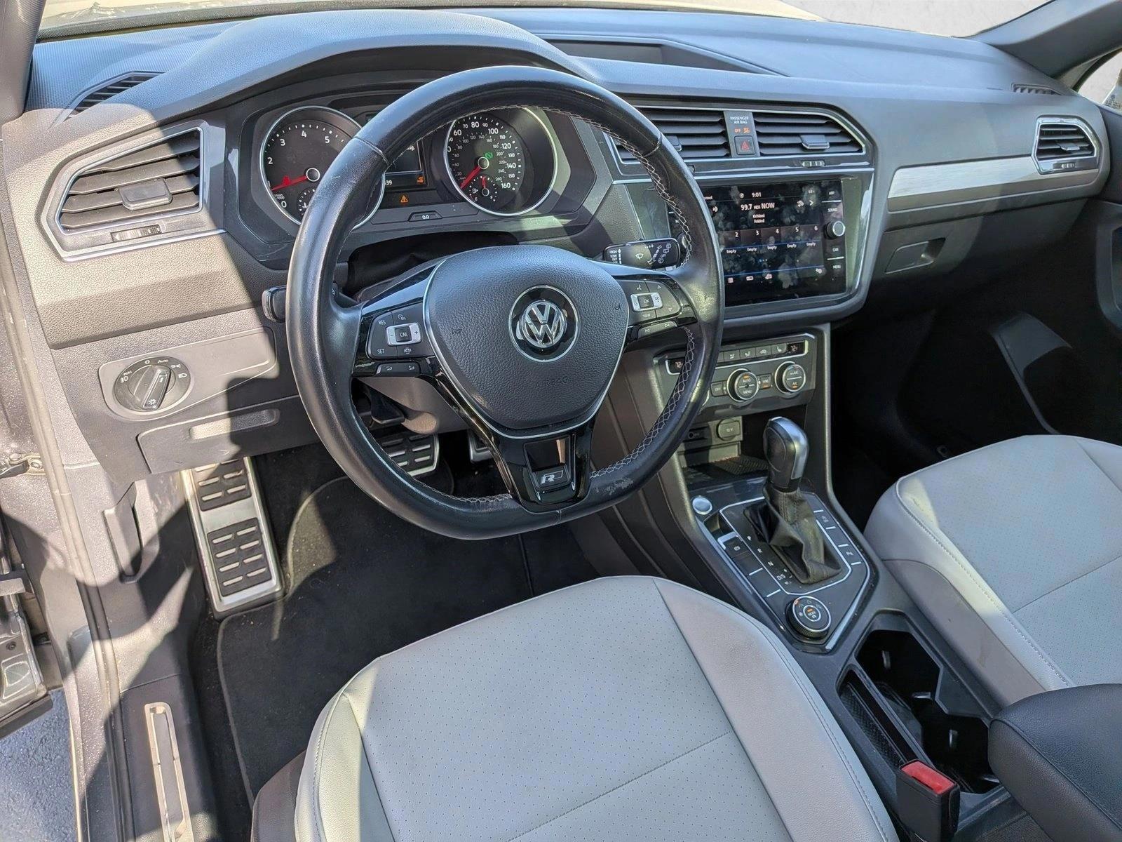 Thumbnail: 2020 Volkswagen Tiguan - 3