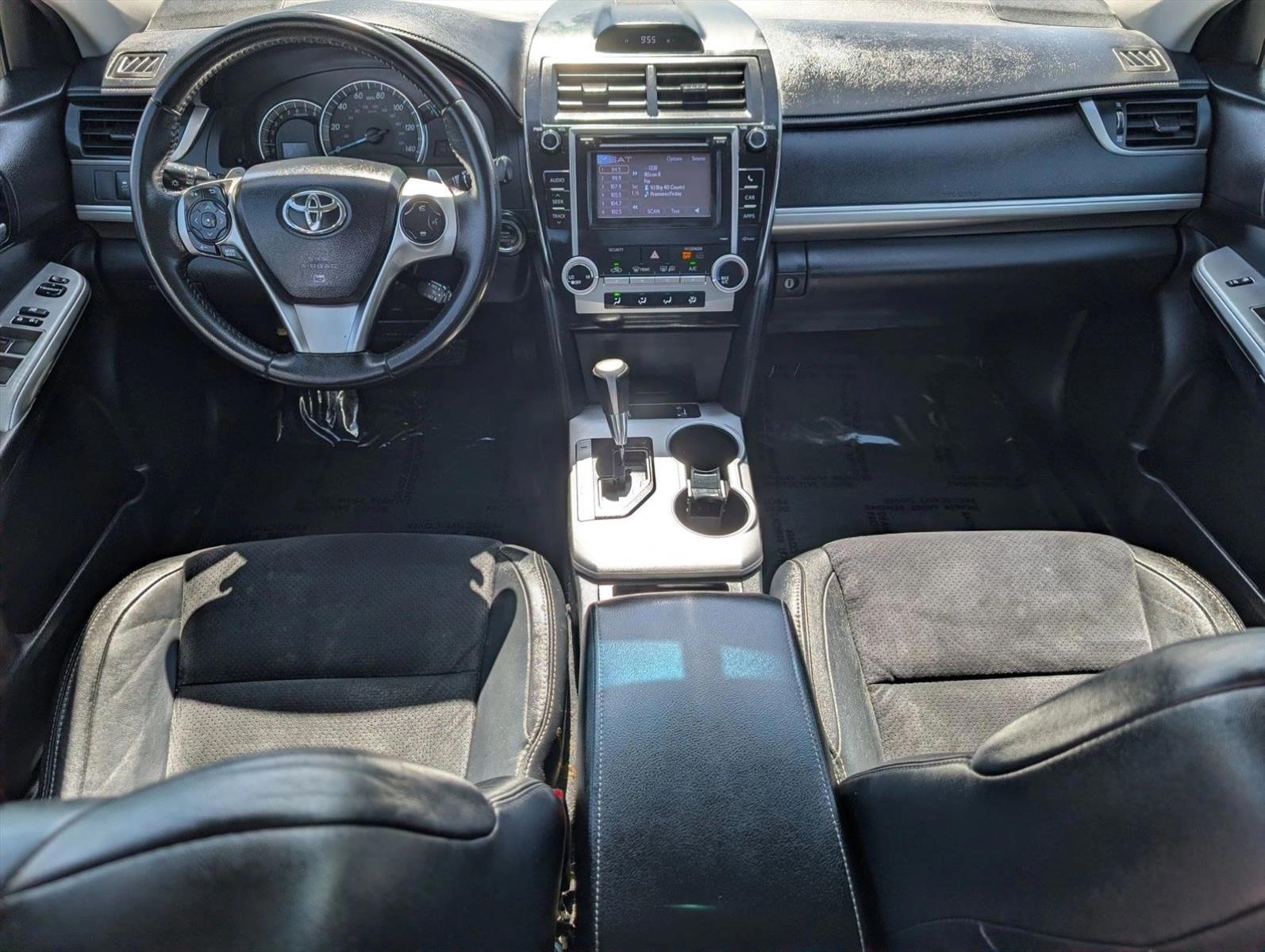 Thumbnail: 2012 Toyota Camry - 3