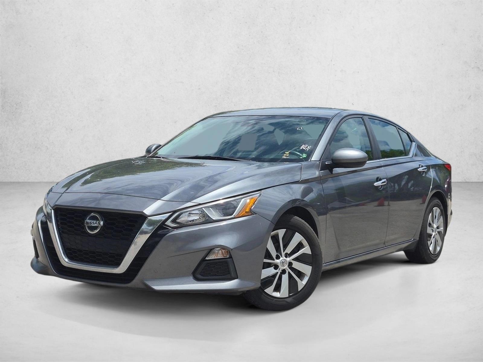 Thumbnail: 2020 Nissan Altima - 1