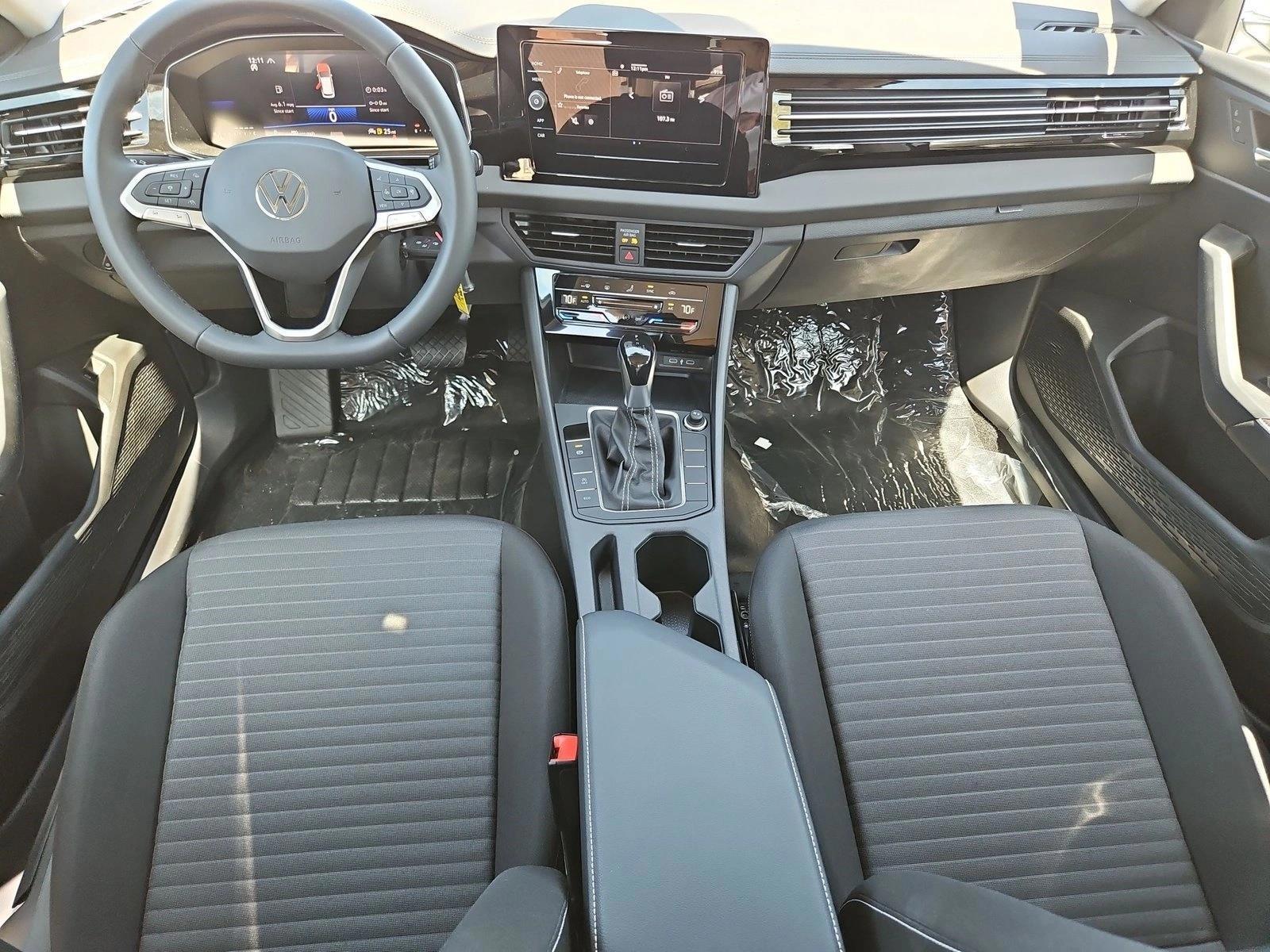 Thumbnail: 2026 Volkswagen Jetta - 4