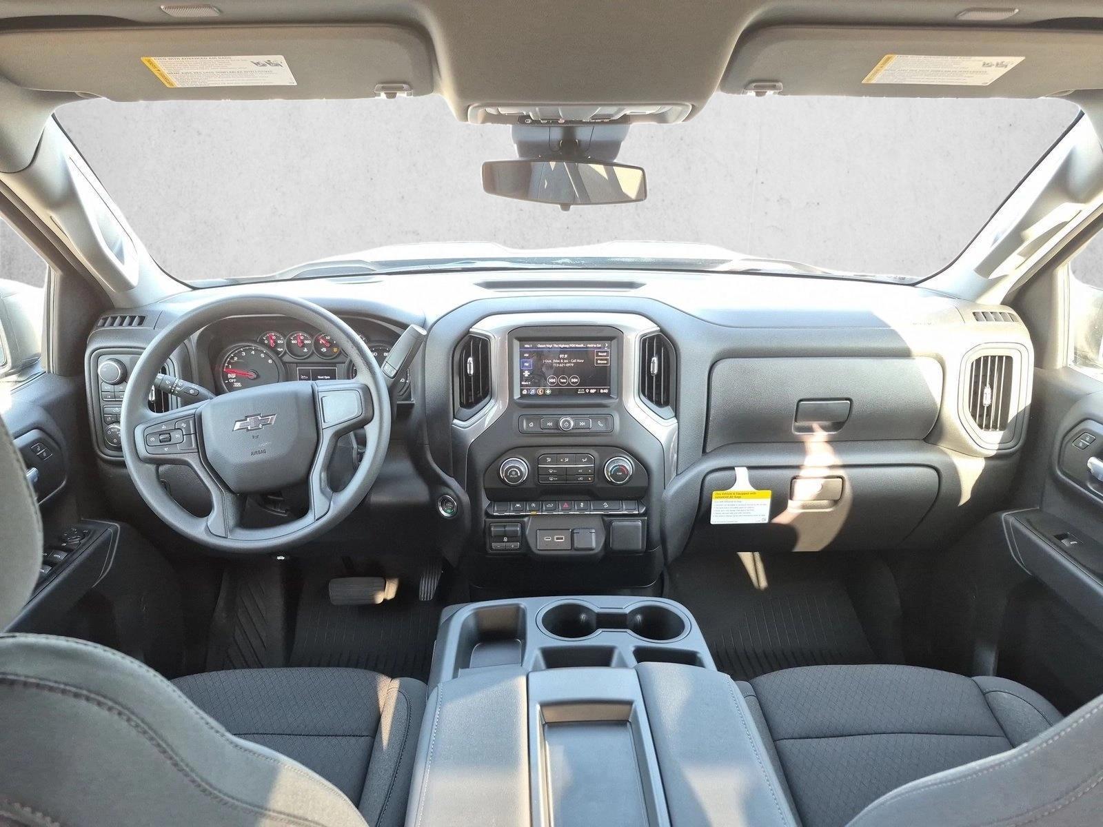 Thumbnail: 2026 Chevrolet Silverado 1500 - 3