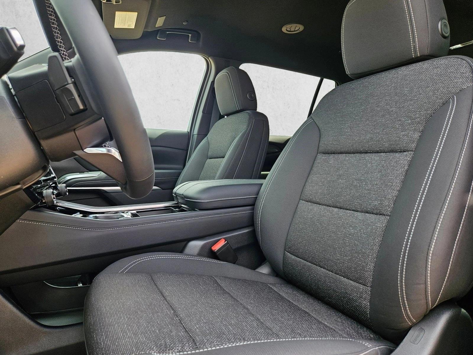 Thumbnail: 2026 Chevrolet Traverse - 4