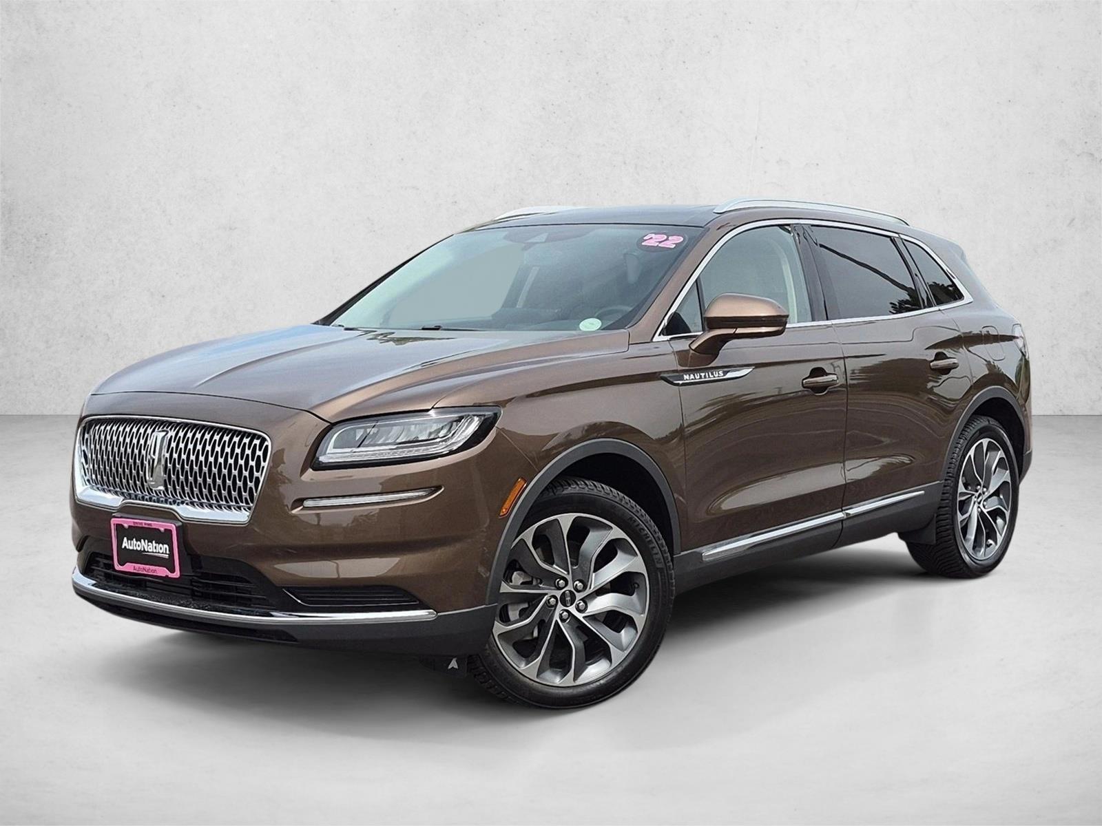 Thumbnail: 2022 Lincoln Nautilus - 1