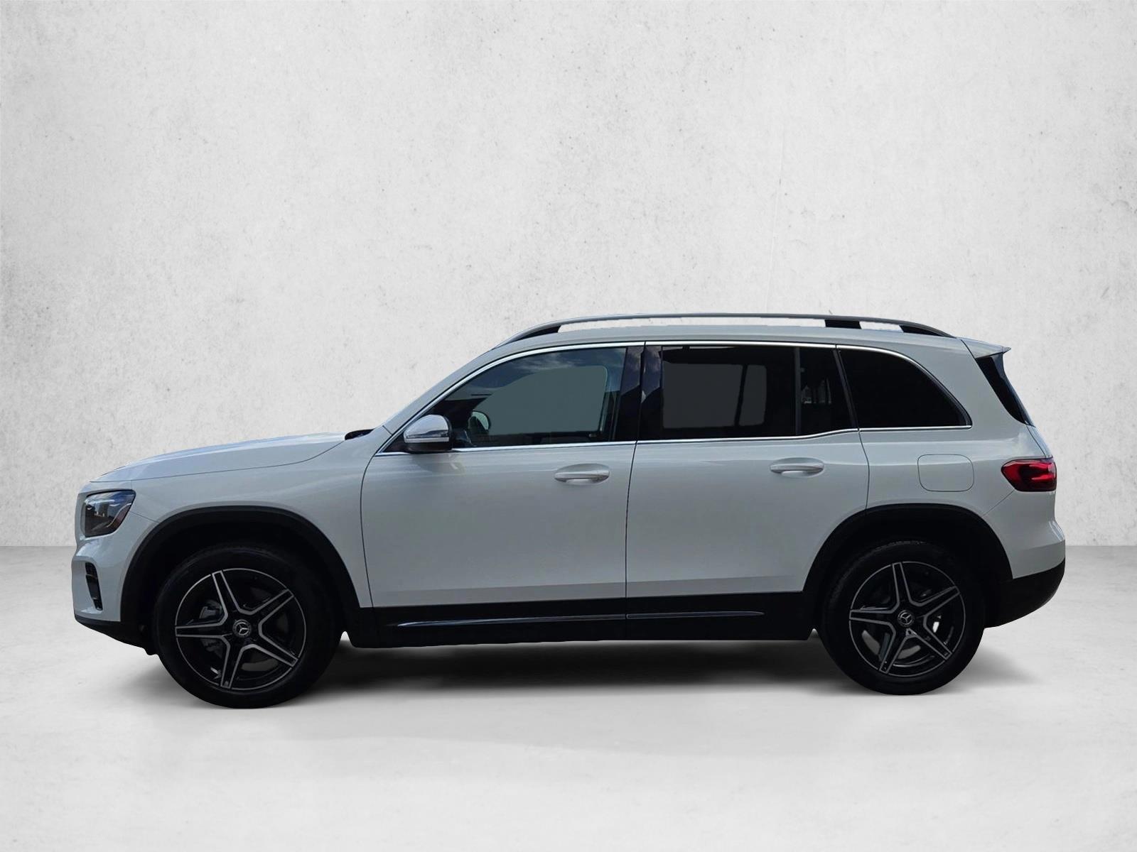 Thumbnail: 2026 Mercedes-Benz GLB - 2