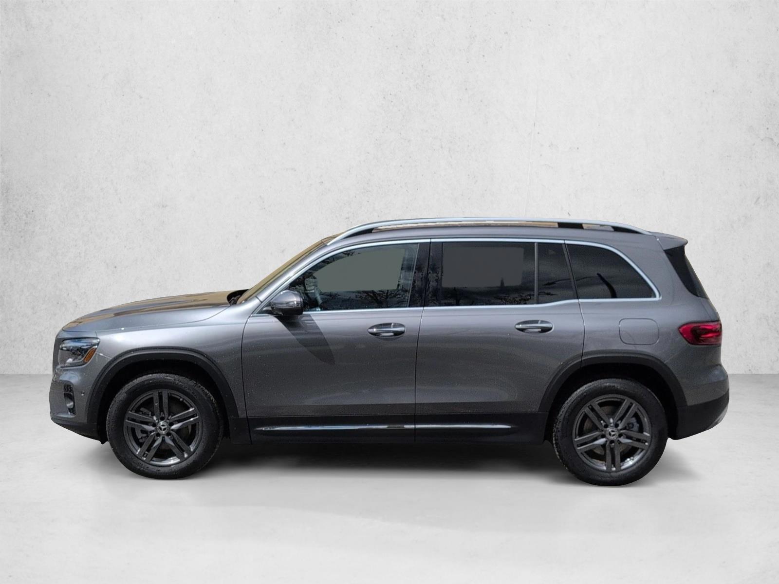 Thumbnail: 2025 Mercedes-Benz GLB - 2