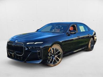 2025 BMW i7 xDrive60 -
                  Valencia, CA