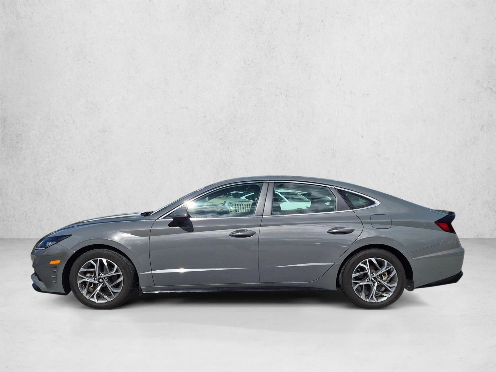 Thumbnail: 2022 Hyundai Sonata - 2