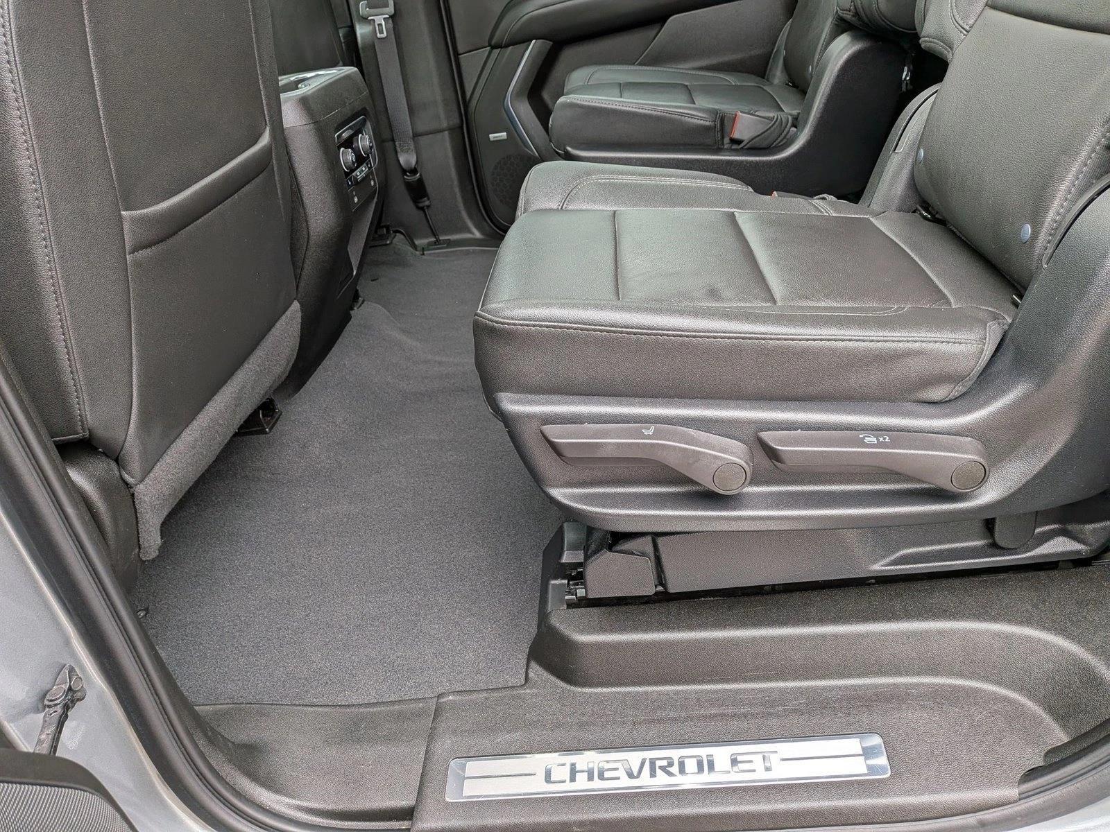 Thumbnail: 2023 Chevrolet Suburban - 6