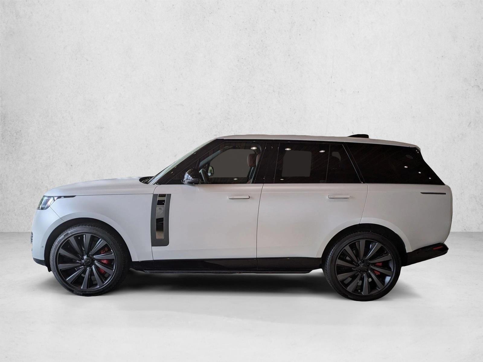 Thumbnail: 2026 Land Rover Range Rover - 2