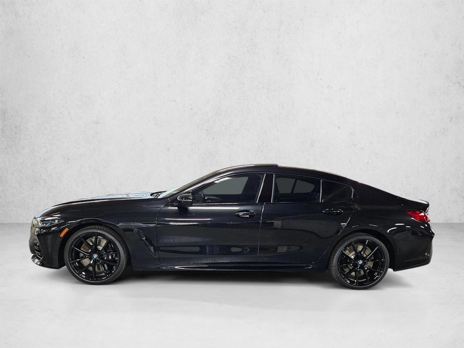 Thumbnail: 2025 BMW 8 Series - 2
