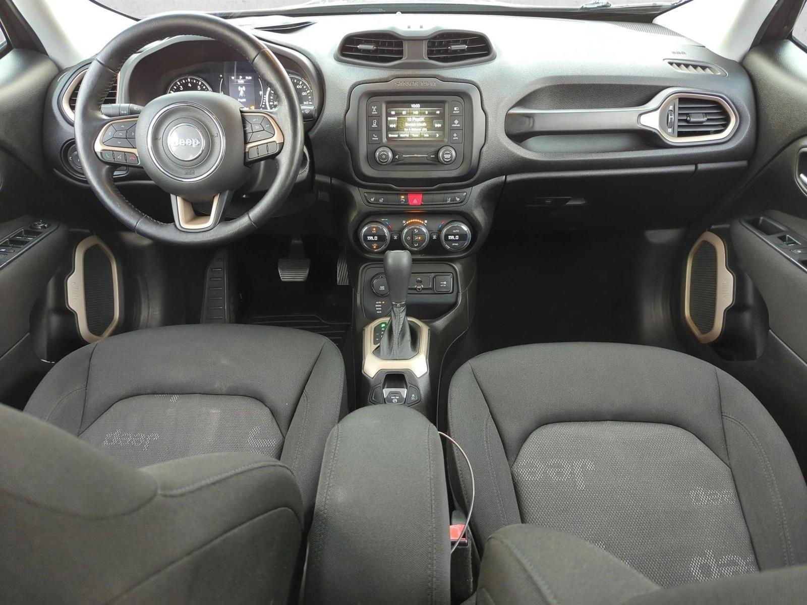 Thumbnail: 2017 Jeep Renegade - 4