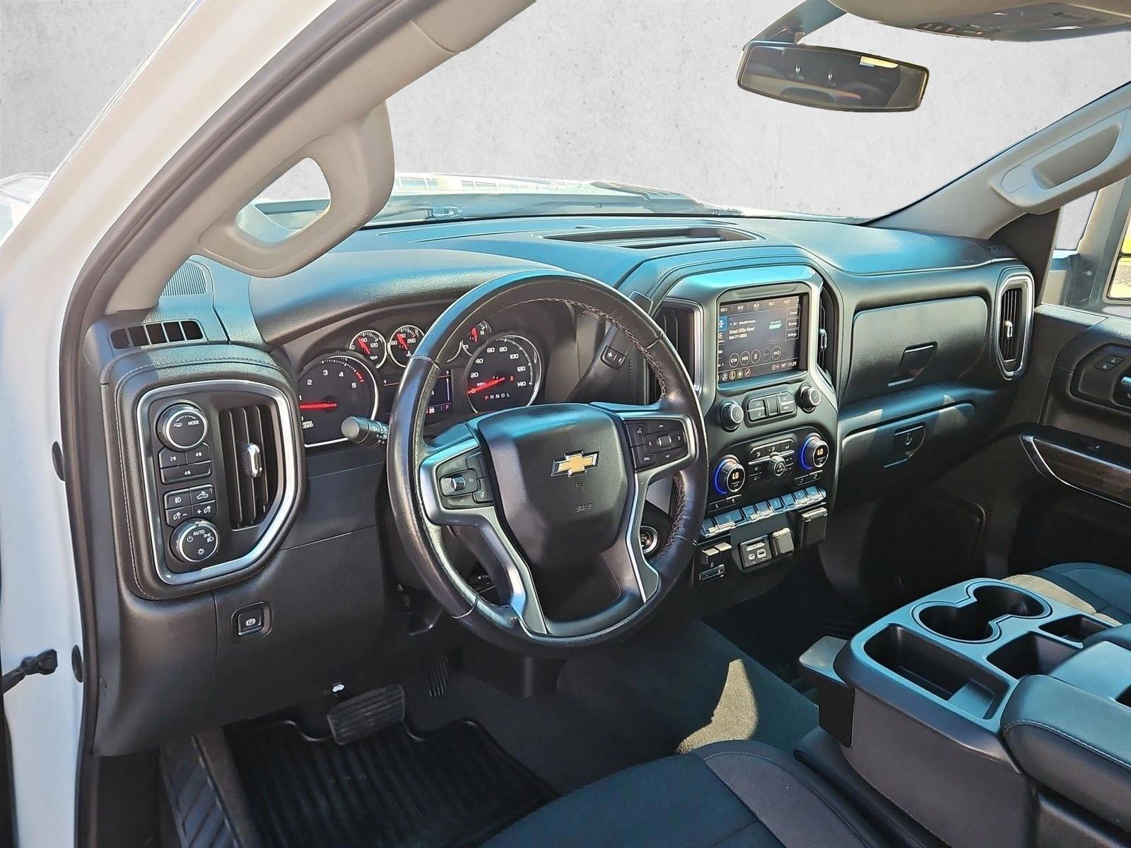 Thumbnail: 2022 Chevrolet Silverado 2500 - 3