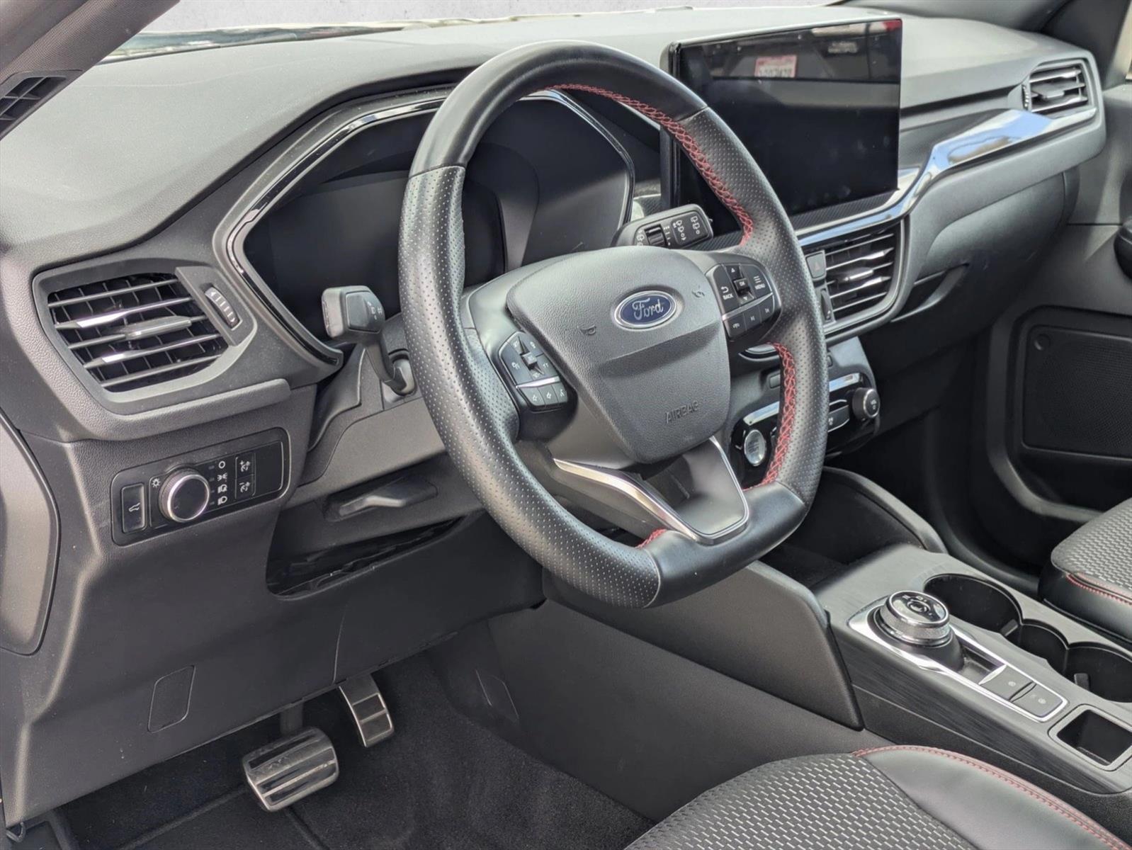 Thumbnail: 2024 Ford Escape - 3