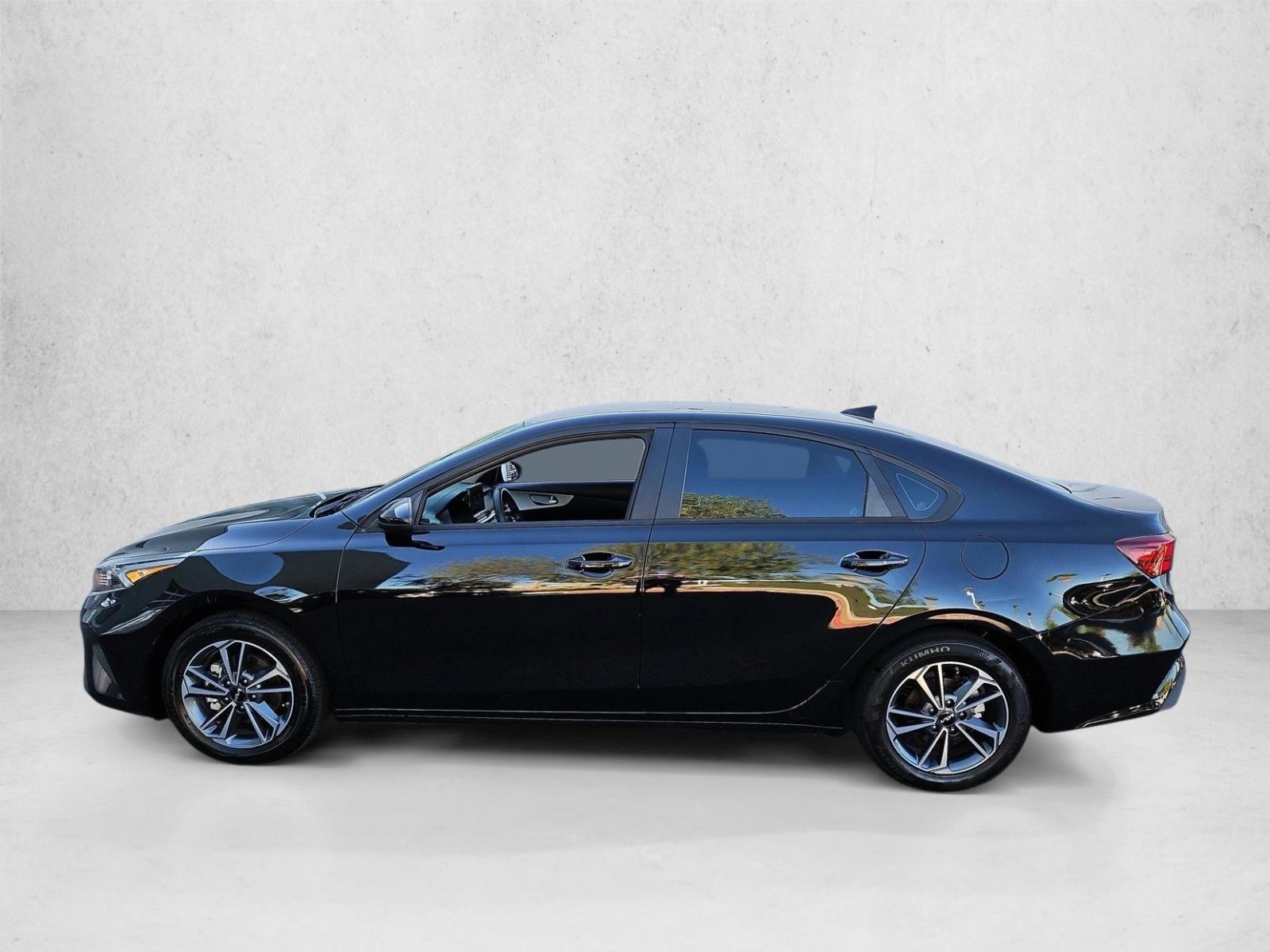 Thumbnail: 2024 Kia Forte - 2
